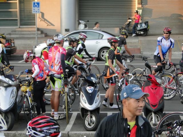 桃竹苗 .瘋200K 開小藍車.隨意拍 YA!! S3-1