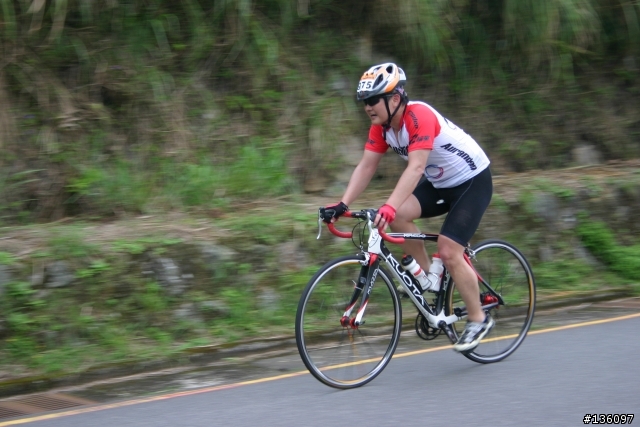 2010-09-11 AMD盃陽金公路自行車大賽--冷水坑叉路口