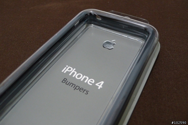 iPhone 4 + 保護殼 + 螢幕保護貼 (9/10 更新Apple原廠bumper)