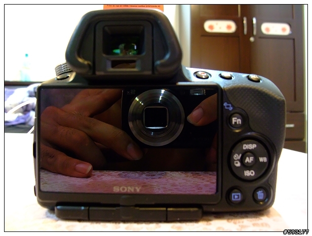 [開箱文]中秋月圓入手了人生第一台單眼SONY a33 (25樓新增實拍照)