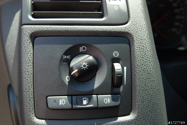 2011式 S40 2.0 魅影藍 簡易開箱文+VOLVO之一門忠烈