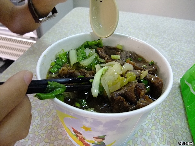 無名手工刀削麵