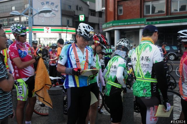 桃竹苗  .瘋200K 開小藍車.隨意拍  YA!!  S1