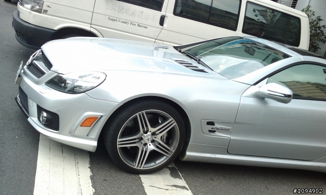 偶遇SL63 AMG....