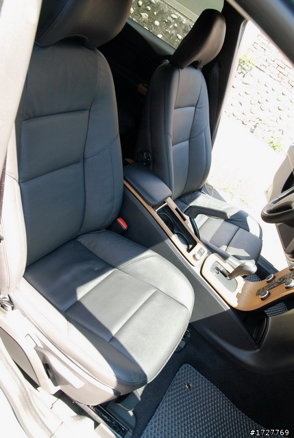 2011式 S40 2.0 魅影藍 簡易開箱文+VOLVO之一門忠烈