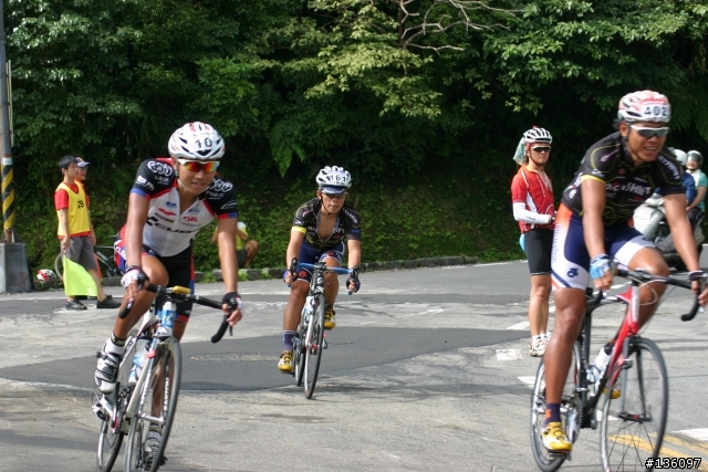 2010-09-11 AMD盃陽金公路自行車大賽--冷水坑叉路口