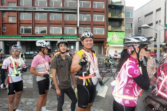 桃竹苗  .瘋200K 開小藍車.隨意拍  YA!!  S1