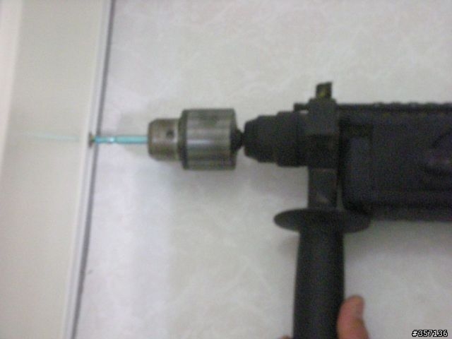 DIY 重新上漆 16 年房間門(包含拆移喇叭鎖完整過程圖示)