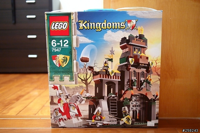 【西西分享】LEGO樂高-Kingdoms系列 監獄塔營救行動