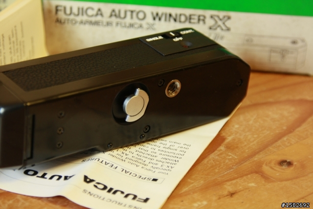 請教攝影高手FUJICA AUTO WINDER 是什麼〈附圖〉