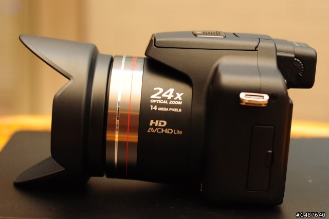 【幫忙開箱啦!】Panasonic FZ-40 小砲機~