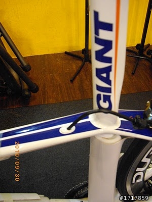 [開箱分享文] 2011 Giant TCR Adv SL Rabobank ISP，有興趣的人請參考