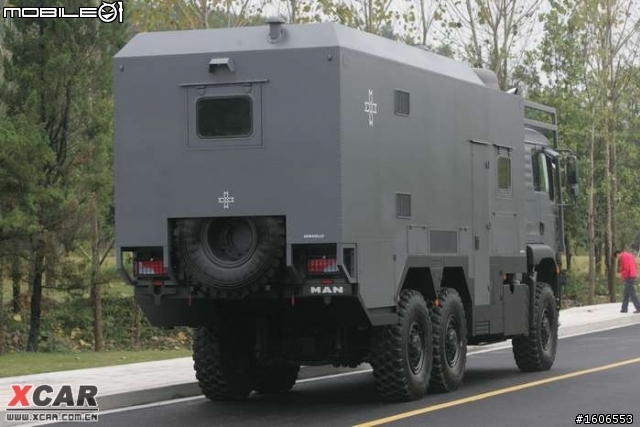 此帖必火：對岸的德國man和VOLVO露營車