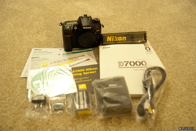 [開箱] D7000之非常不專業開箱 (10/16更新-ISO H0.3 實拍圖)