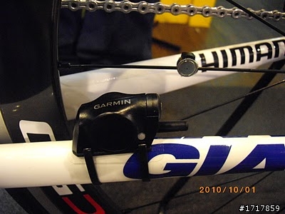 [開箱分享文] 2011 Giant TCR Adv SL Rabobank ISP，有興趣的人請參考
