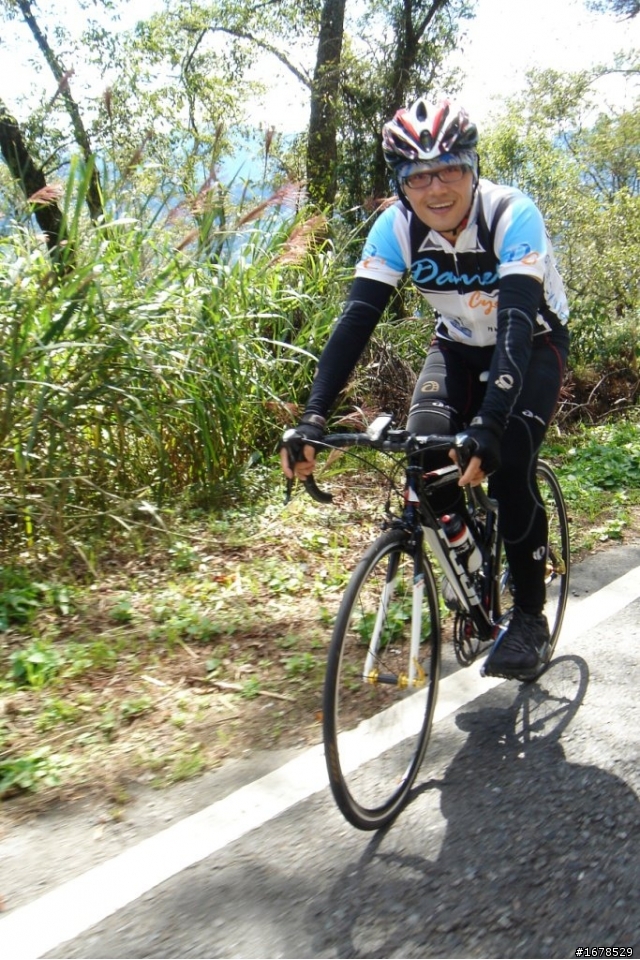 DC車隊...10/17硬要上武嶺之第一次果然很痛