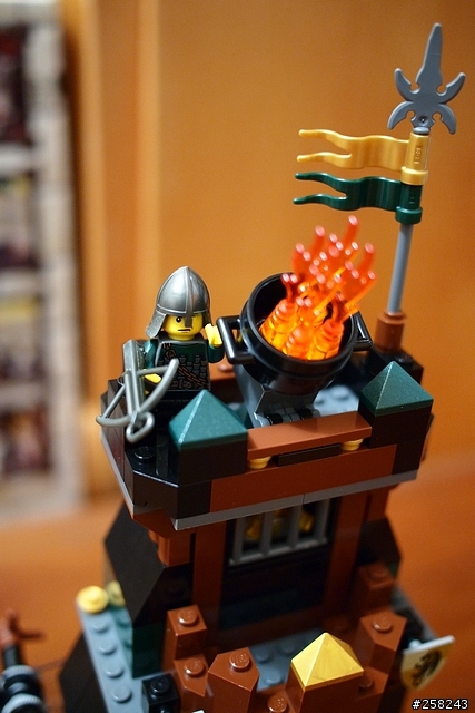 【西西分享】LEGO樂高-Kingdoms系列 監獄塔營救行動