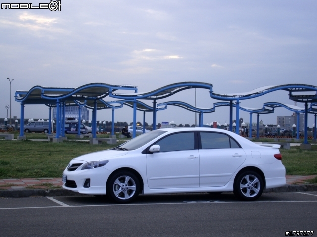 人生第一部新車New ALTIS 2.0 Z照片分享