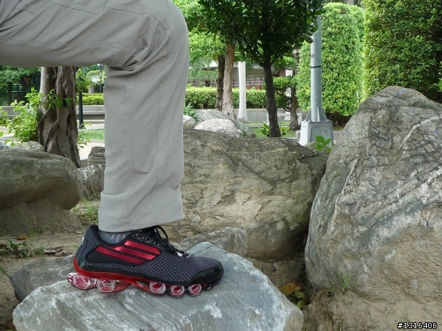 adidas Bounce Titan開箱與測試