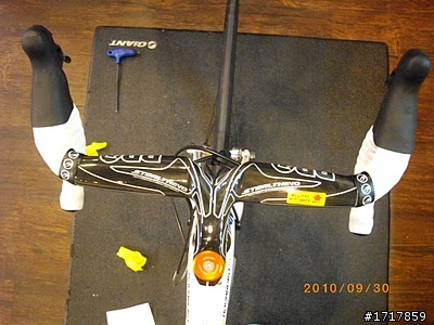 [開箱分享文] 2011 Giant TCR Adv SL Rabobank ISP，有興趣的人請參考