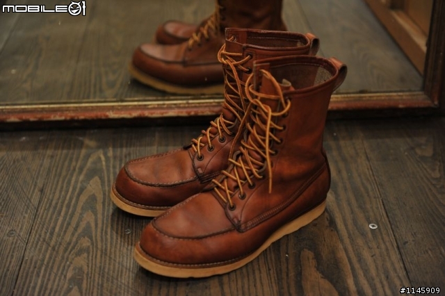 [三人三十年的臭酸接力]Red Wing Irish Setter 877 補實穿圖