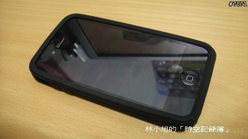 [分享] Case-Mate Torque iPhone 4 飛車胎紋-矽膠保護套