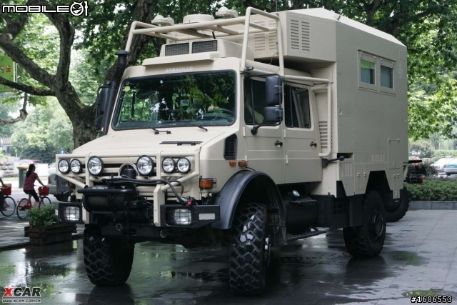 此帖必火：對岸的UNIMOG豪華露營車