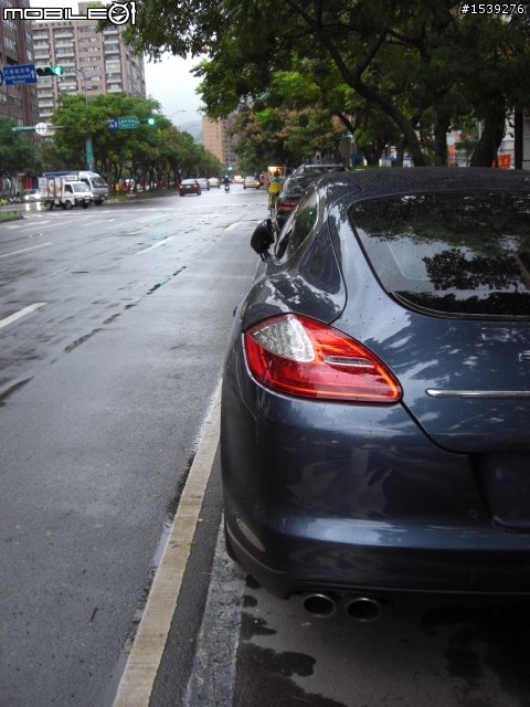 [巧遇] PORSCHE New Cayenne & Panamera