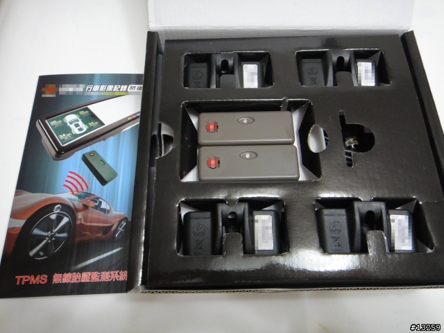 [開箱 分享] Focus TDCi 4D-新增行車紀錄器整合TPMS四張圖片