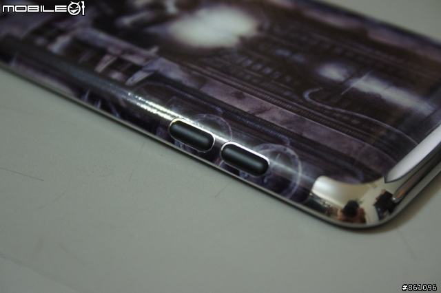 [分享] GelaSkins for iPod Touch 4