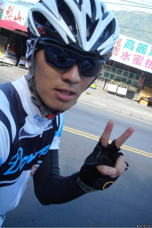 DC車隊...10/17硬要上武嶺之第一次果然很痛