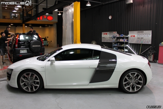 [我的工作日誌]  10/15 新增 aston martin rapide