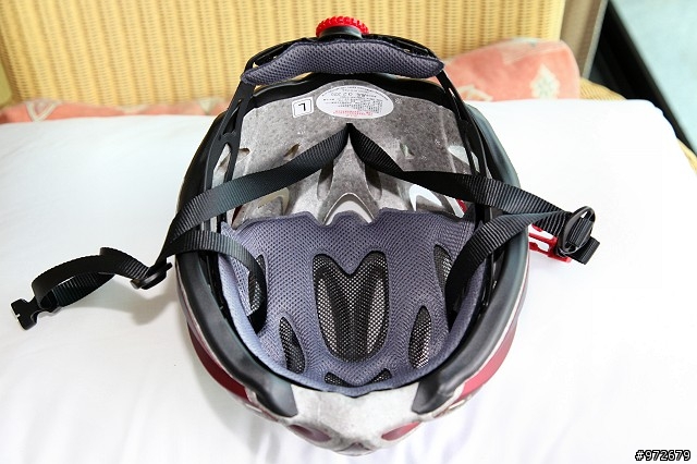 [開箱文]m2r腳踏車用安全帽