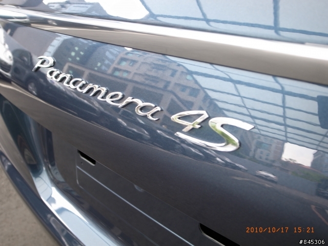 幫朋友簡易開箱 PANAMERA 4S