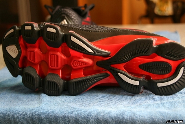 adidas Bounce Titan開箱與測試