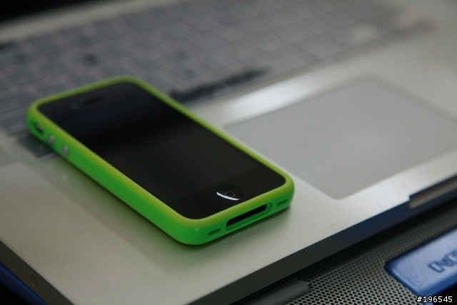 Apple IPHONE4 送的原廠保護套（追加正副廠照）