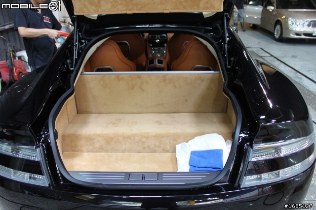 [我的工作日誌]  10/15 新增 aston martin rapide