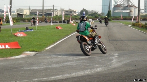 2010/10/03 溪湖K1滑胎賽