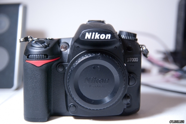 [開箱] D7000之非常不專業開箱 (10/16更新-ISO H0.3 實拍圖)