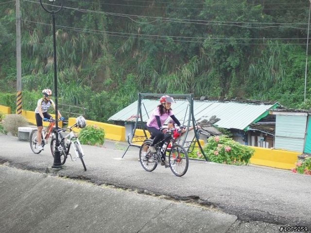 (照片)20101009半天岩暨番路柿子節