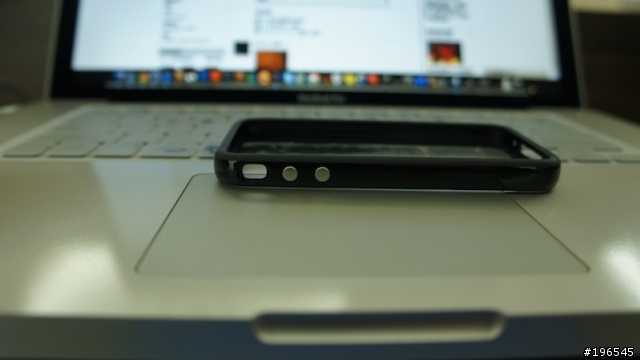 Apple IPHONE4 送的原廠保護套（追加正副廠照）