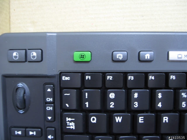 [開箱] ADESSO WKB-3200UB 多媒體鍵盤~初次開箱