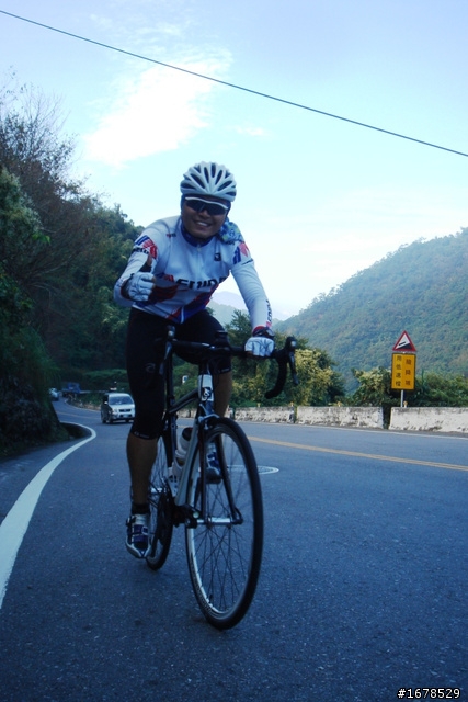 DC車隊...10/17硬要上武嶺之第一次果然很痛