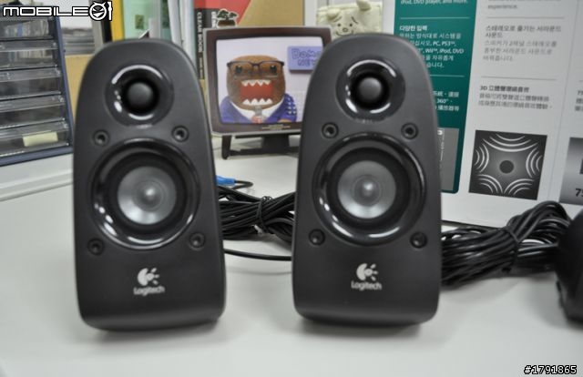 羅技環繞音效音箱Z506開箱~讓大家毆樂嘎A達幾的桌上環繞音箱系統