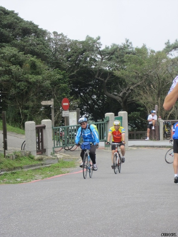 大屯山助航站末端車友相片