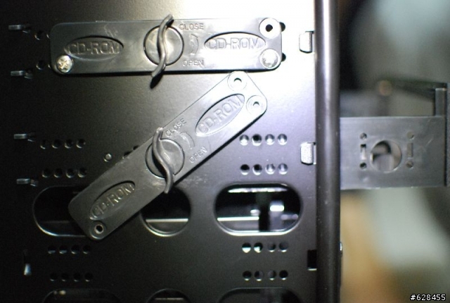 [開箱]NZXT Tempest Evo(超暴風)機殼