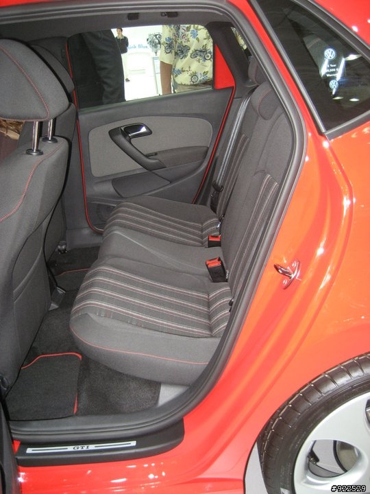 VW 五門 POLO GTI & 愛迪達 GOLF GTI 內裝 & AUDI A1
