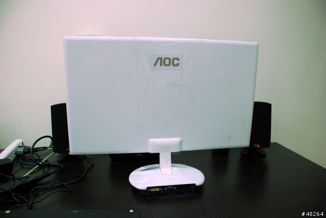 [開箱] 世界最薄23吋電腦螢幕 AOC e2343F