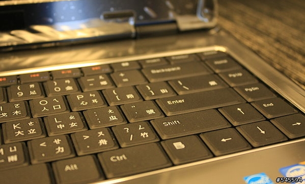 [開箱&試用] 我的DELL Inspiron 14R終於來啦
