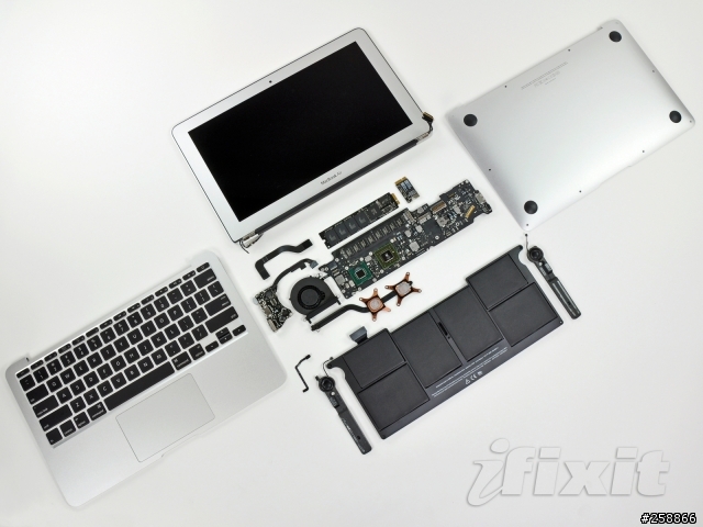 New MacBook Air脫光光..
